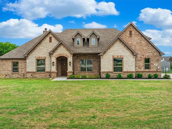 341 Oak Meadow Lane, Weatherford, TX 76085