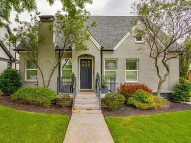 4104 Pershing Avenue, Fort Worth, TX 76107