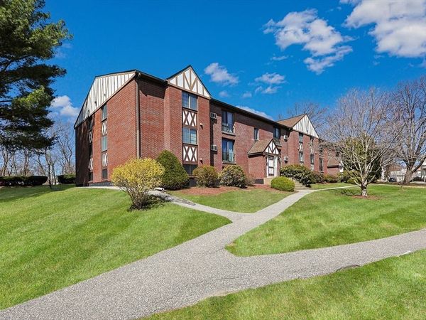 1229 Lawrence St, Unit 303, Lowell, MA 01852