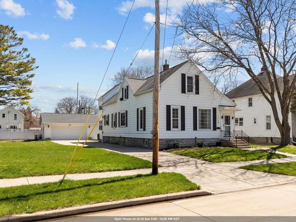 1224 EASTMAN STREET, Oshkosh, WI 54901