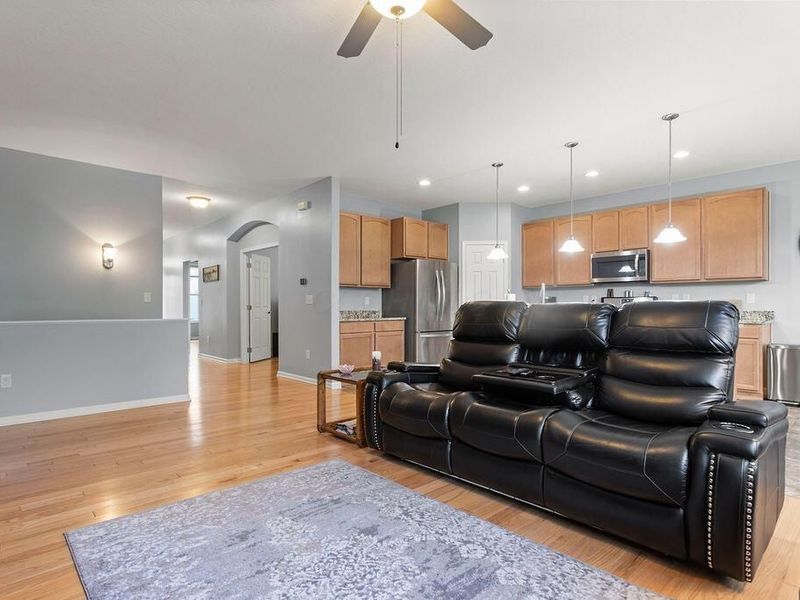 3218 Callie Marie Drive , Grove City, OH 43123 Photo 12