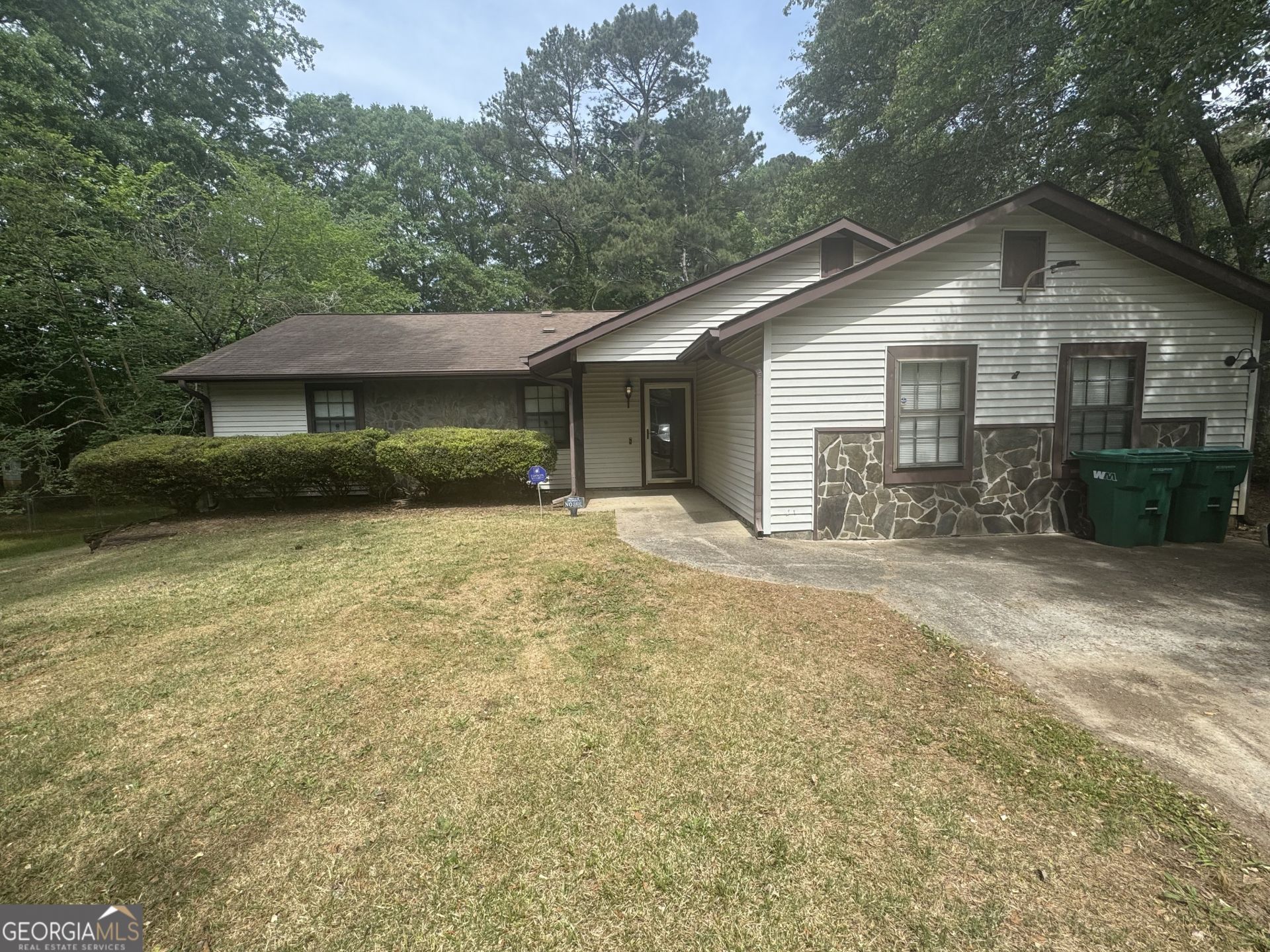 9323 Forest Knoll Drive, Jonesboro, GA 30238 Main Photo