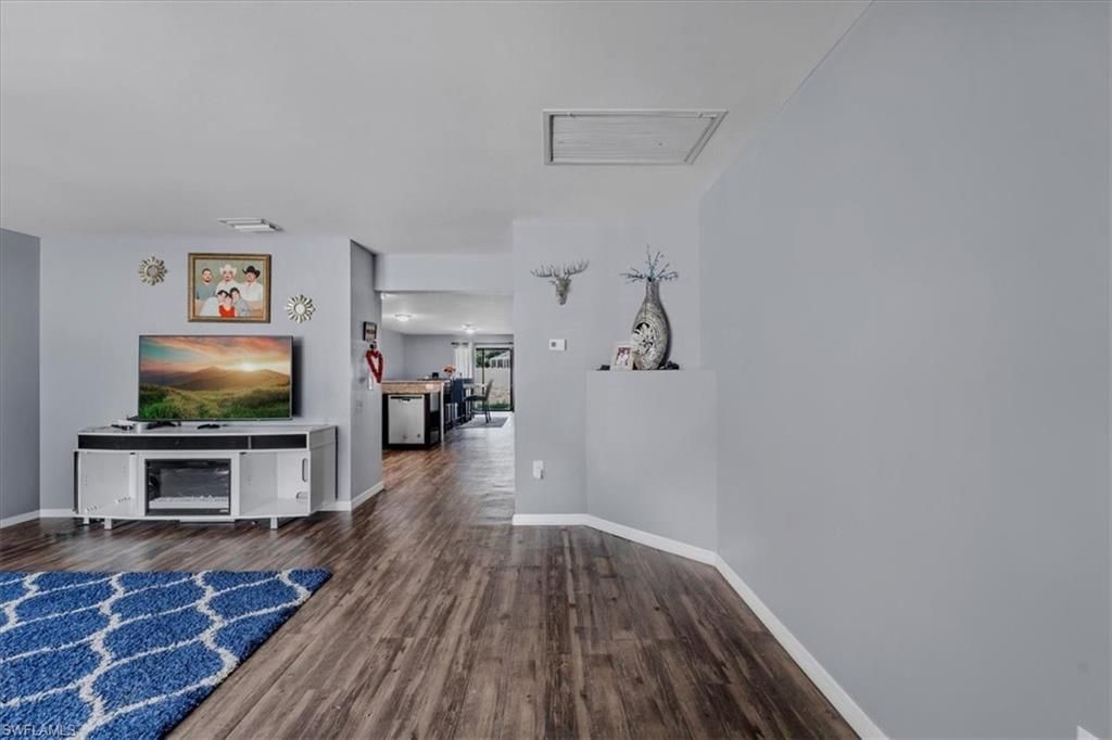 722 Arundel Cir, Fort Myers, FL 33913 Photo