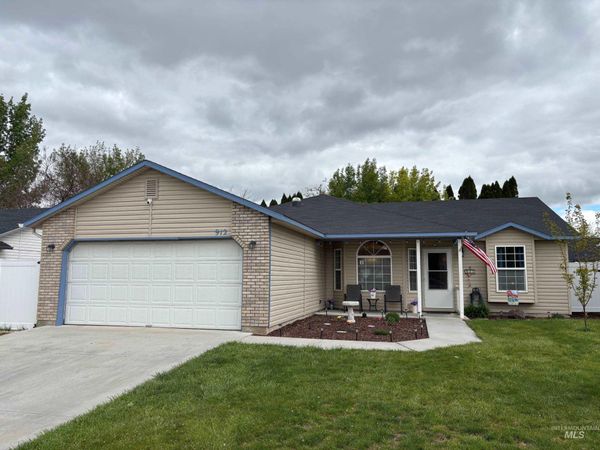 912 W Georgia Ave, Nampa, ID 83686