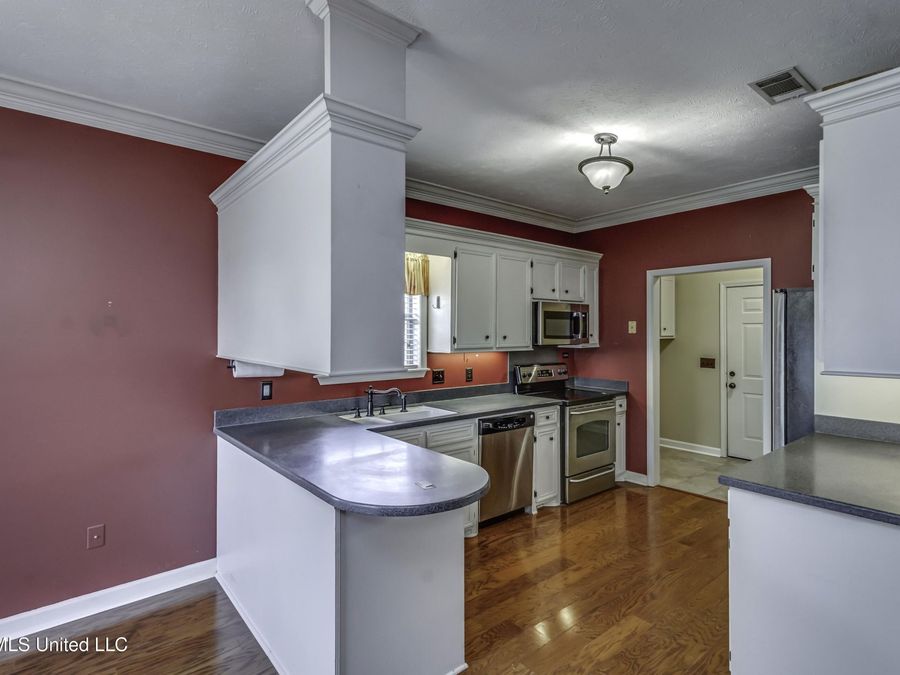Property Image 29