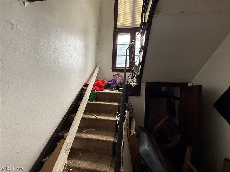 16321 Stockbridge Avenue, Cleveland, OH 44128 Photo 7