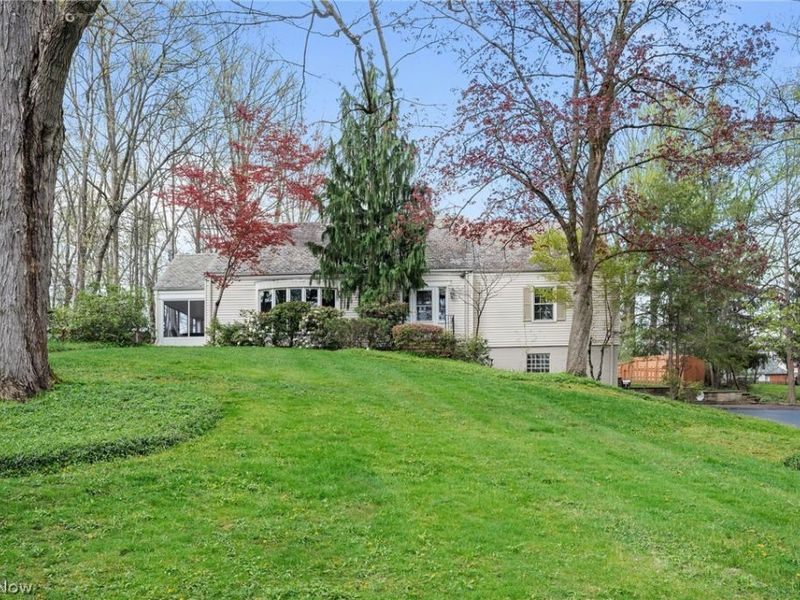 2044 S Belvoir Boulevard , South Euclid, OH 44121 Photo 1