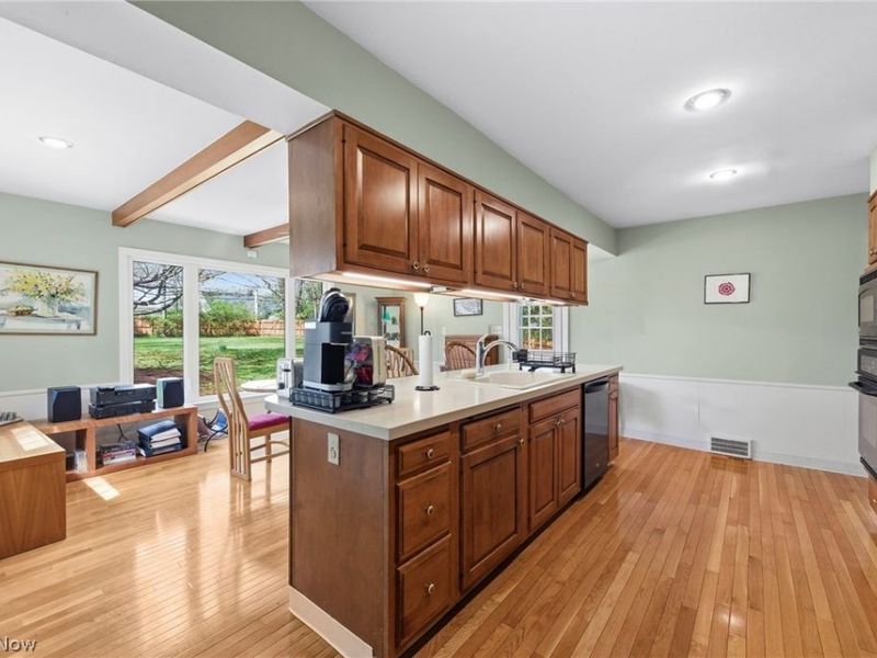 2044 S Belvoir Boulevard , South Euclid, OH 44121 Photo 10