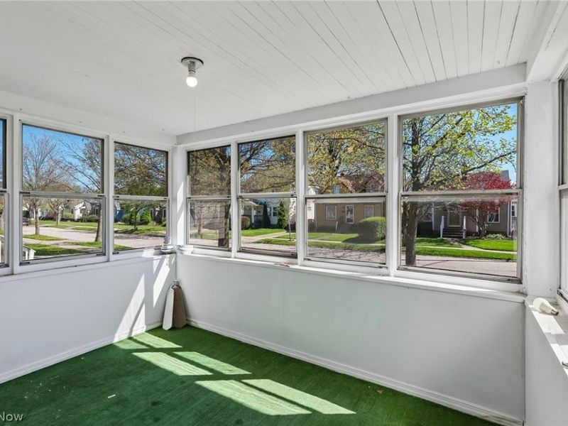 13618 Wainstead Avenue, Cleveland, OH 44111 Photo 14