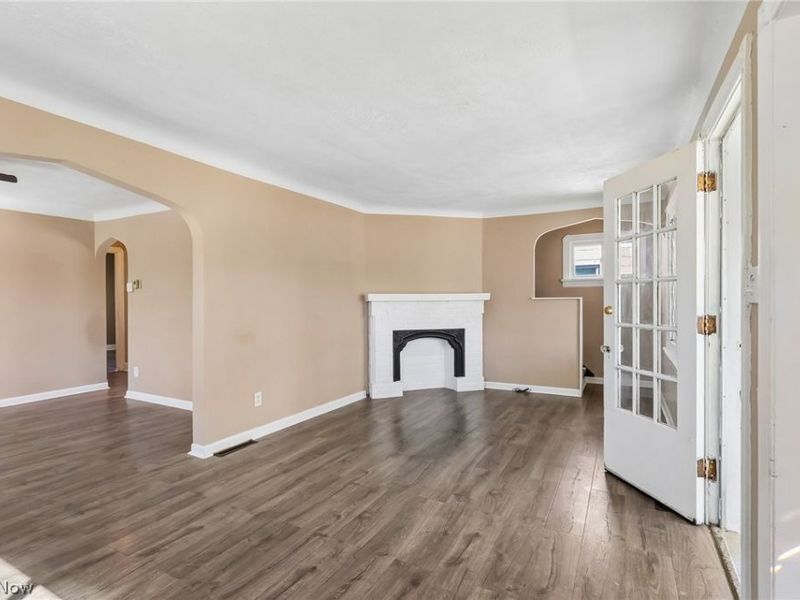 13618 Wainstead Avenue, Cleveland, OH 44111 Photo 5