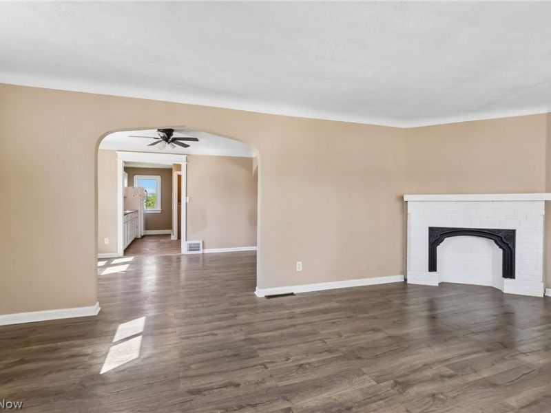 13618 Wainstead Avenue, Cleveland, OH 44111 Photo 7