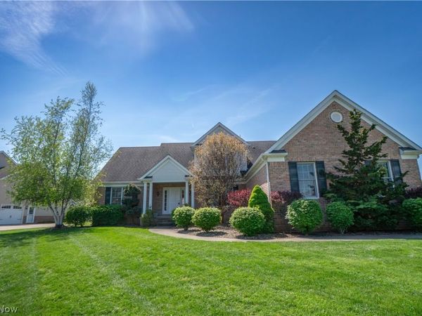 1204 Stone Crossing Street NE, Canton, OH 44721