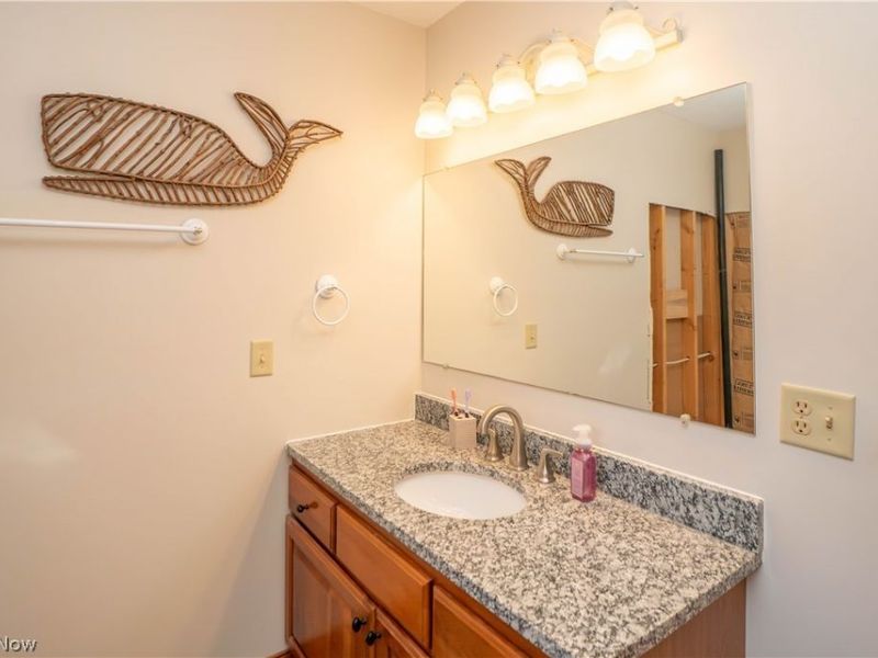 1204 Stone Crossing Street NE, Canton, OH 44721 Photo 25