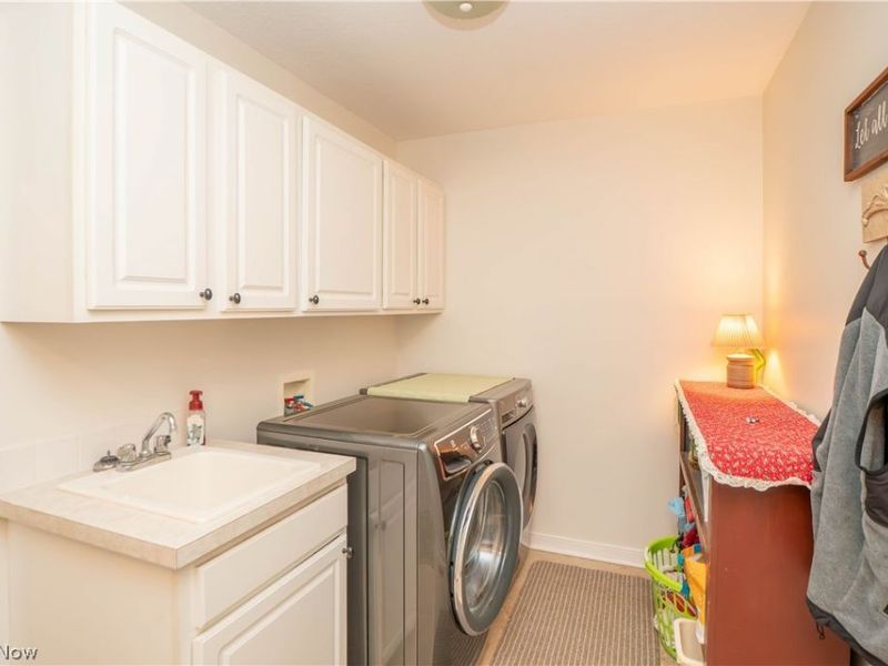 1204 Stone Crossing Street NE, Canton, OH 44721 Photo 29