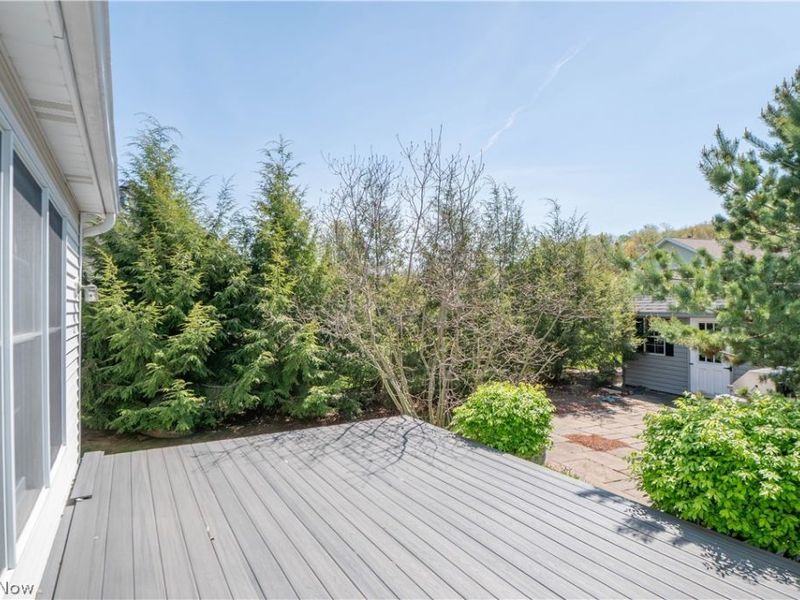 1204 Stone Crossing Street NE, Canton, OH 44721 Photo 35