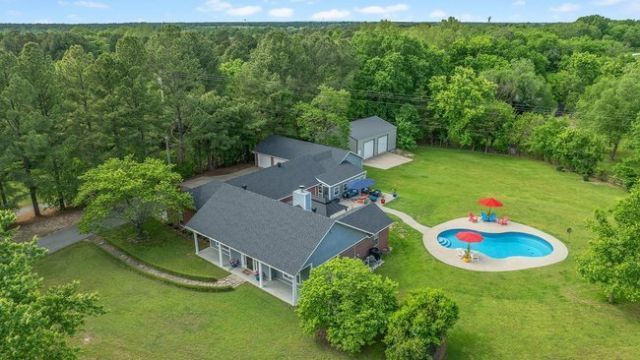 1710 Steele Road Tontitown, AR 72762