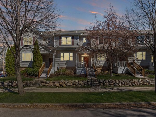 1823 3rd Street NE, Minneapolis, MN 55418