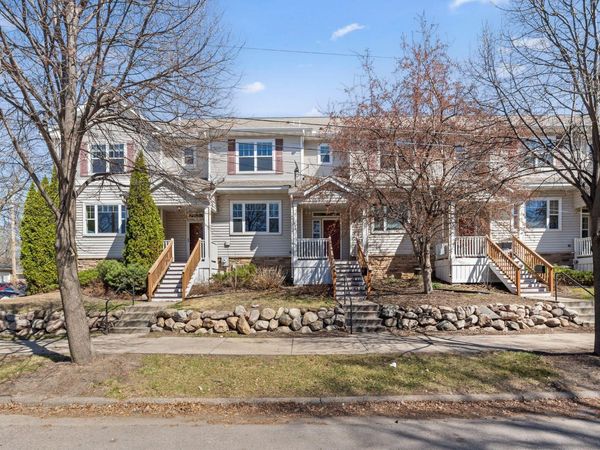 1823 3rd Street NE, Minneapolis, MN 55418