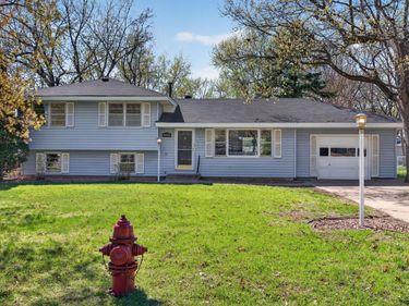 8024 Madison Street NE, Spring Lake Park, MN 55432