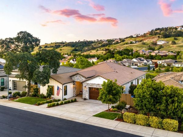 2022 Ritchie St, Folsom, CA 95630