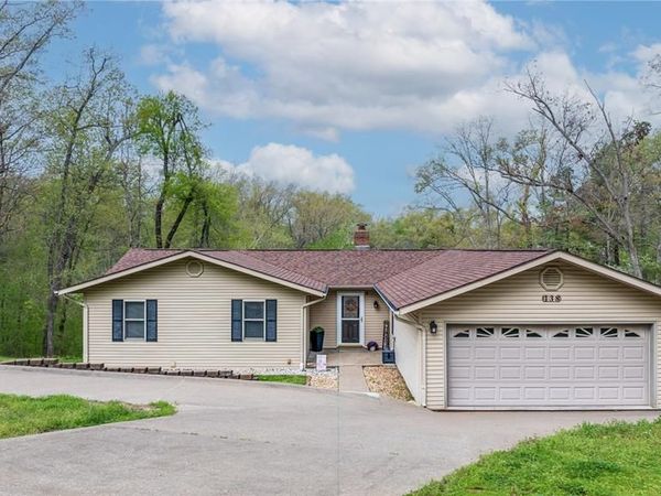 138 Brookline Drive , Perryville, MO 63775