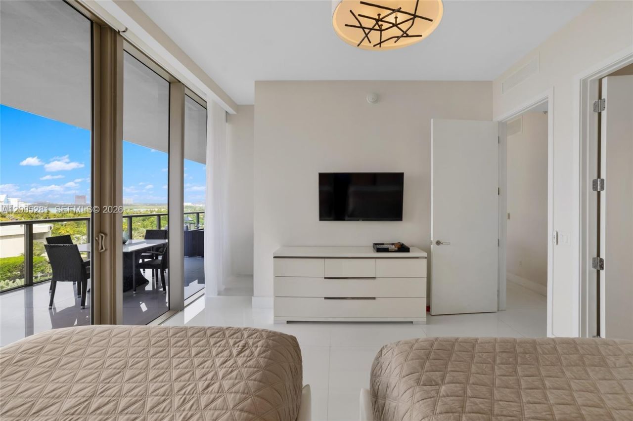 9701 Collins Ave, Unit 805S, Bal Harbour, FL 33154 Photo