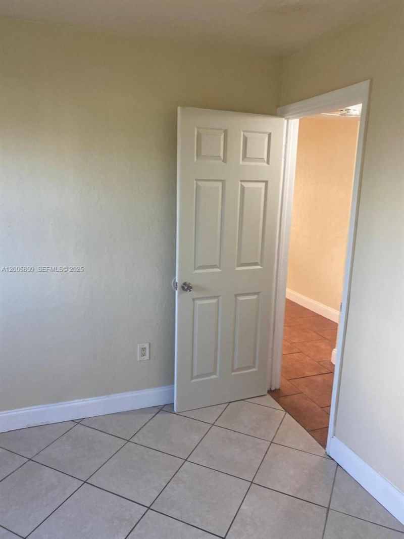 1319 NW 60th St , Unit 4, Miami, FL 33142 Photo