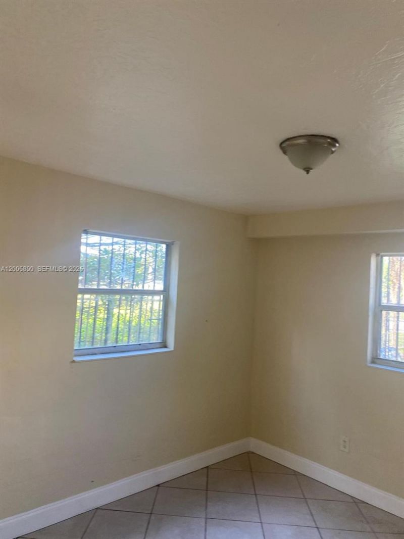 1319 NW 60th St , Unit 4, Miami, FL 33142 Photo