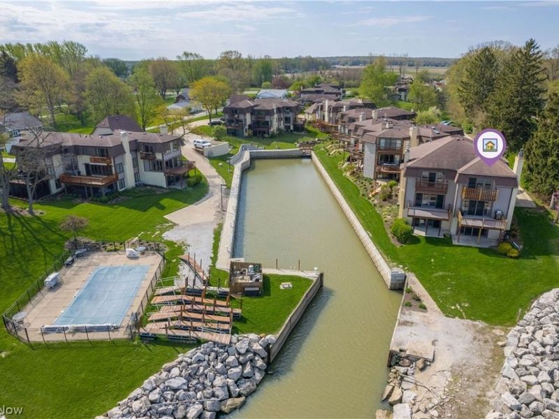 4601 Compass Rose, Unit 30, Vermilion, OH 44089 Photo 47