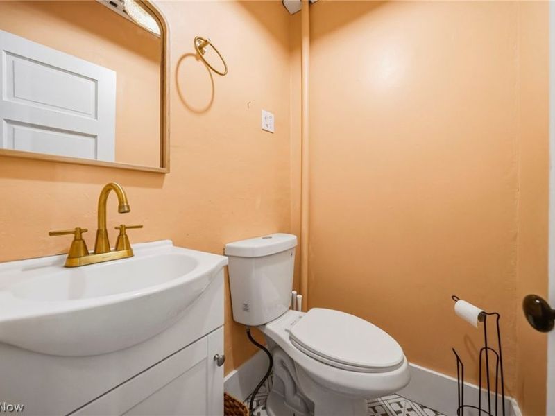 214 N Hambden Street, Chardon, OH 44024 Photo 17