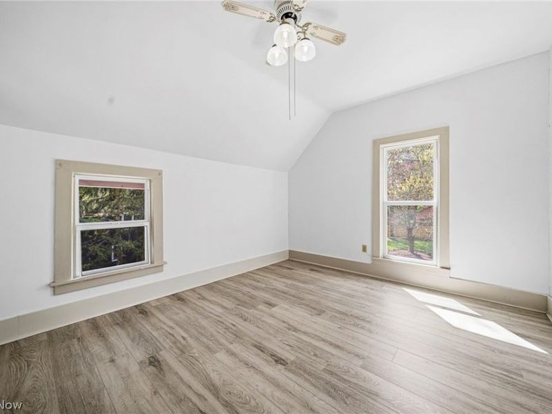 214 N Hambden Street, Chardon, OH 44024 Photo 32