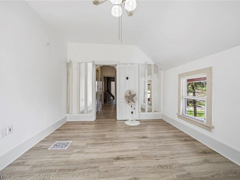 214 N Hambden Street, Chardon, OH 44024 Photo 33