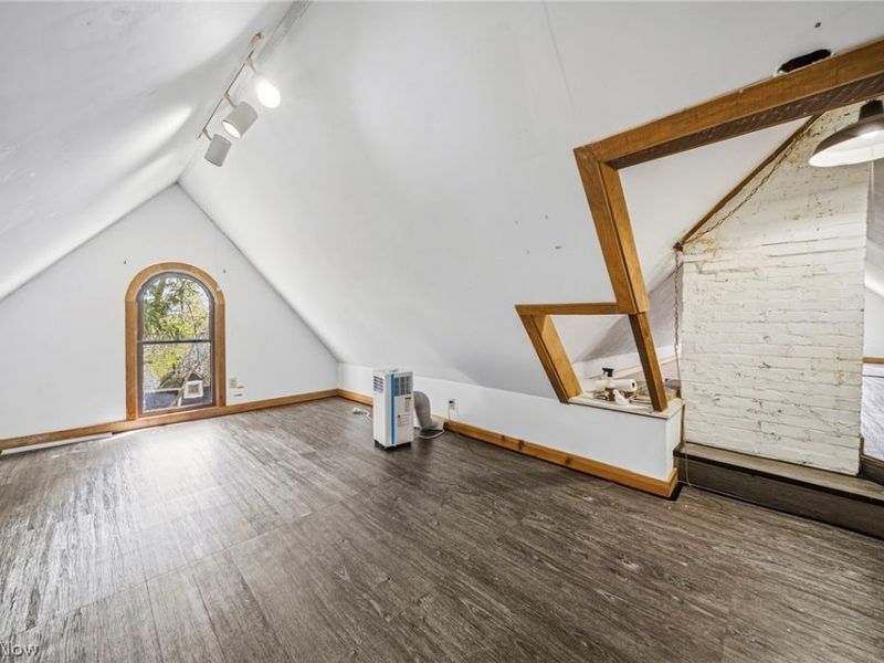 214 N Hambden Street, Chardon, OH 44024 Photo 35