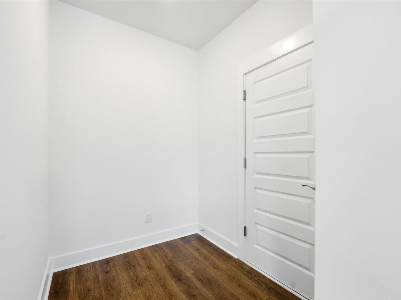 418 Radiant Blue Way Photo 24