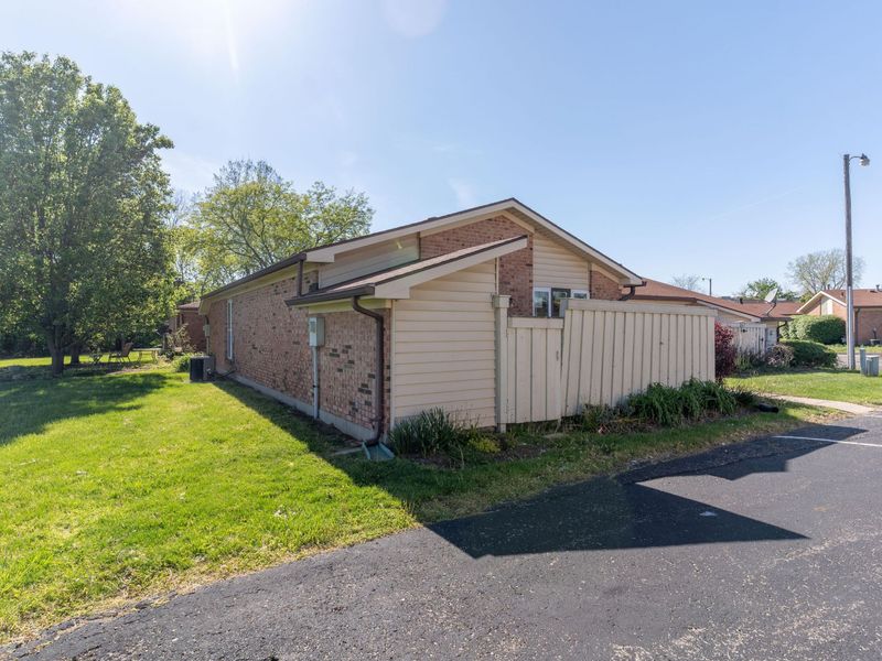 1238 Hollowbrook Drive, Dayton, OH 45458 Photo 23