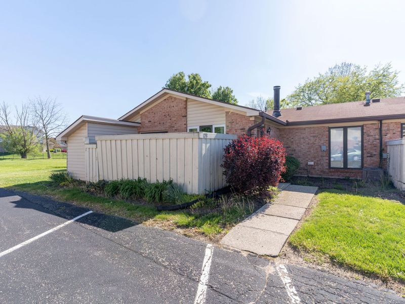 1238 Hollowbrook Drive, Dayton, OH 45458 Photo 3