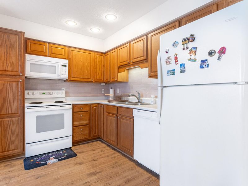 1238 Hollowbrook Drive, Dayton, OH 45458 Photo 8