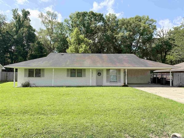 10711 Carmel Dr, Baton Rouge, LA 70818