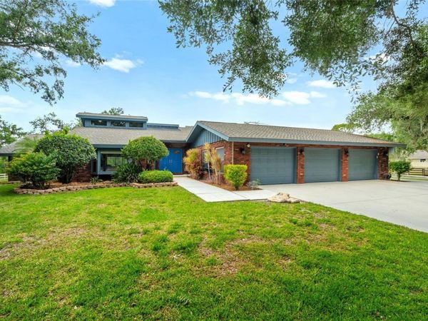 140 COWPEN LANE , SARASOTA, FL 34240