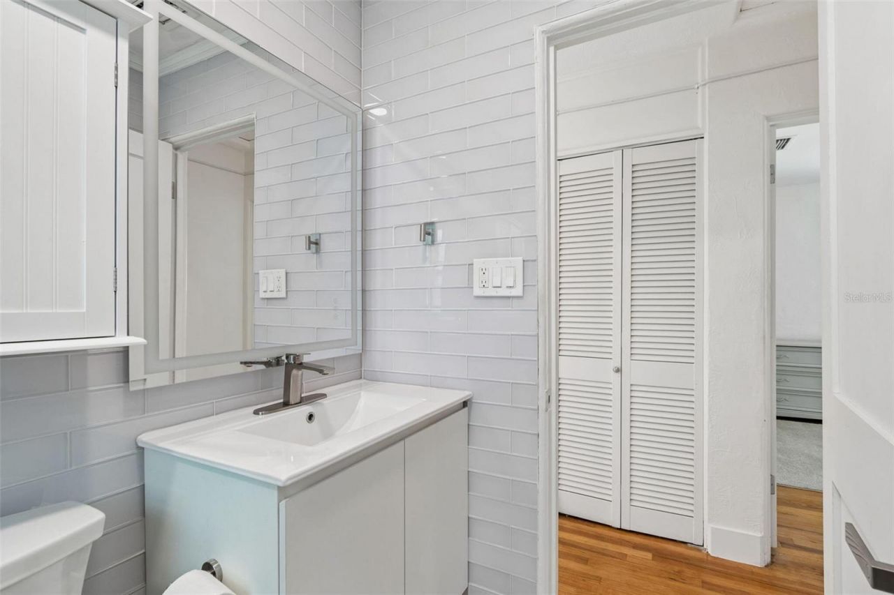 4526 Yardley Avenue N, Saint Petersburg, FL 33713 Photo