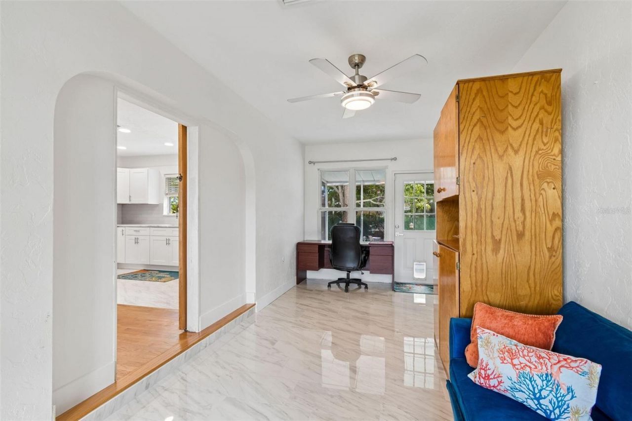 4526 Yardley Avenue N, Saint Petersburg, FL 33713 Photo