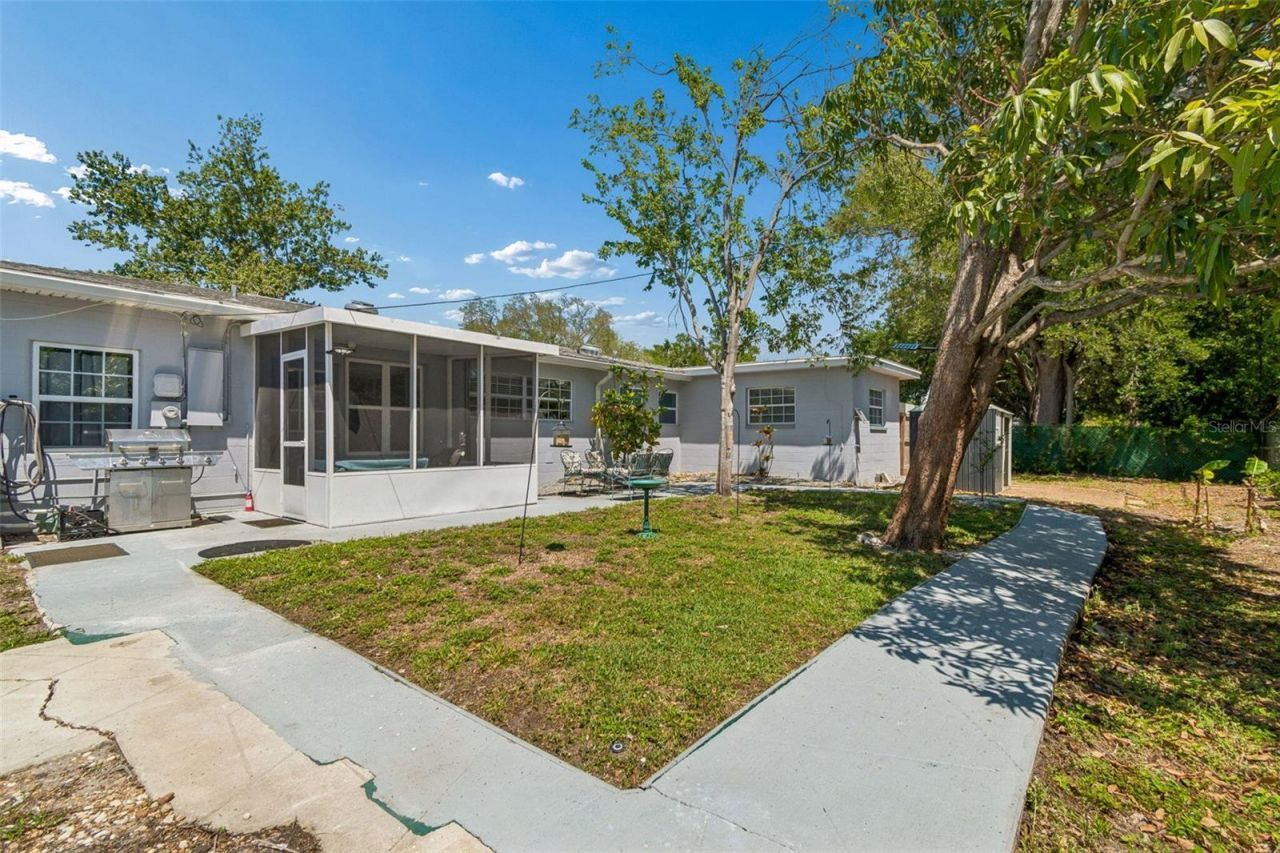 4526 Yardley Avenue N, Saint Petersburg, FL 33713 Photo