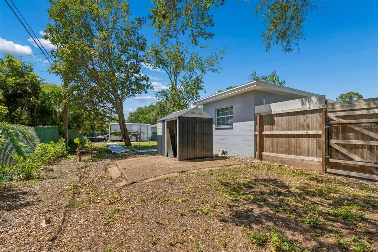 4526 Yardley Avenue N, Saint Petersburg, FL 33713 Photo