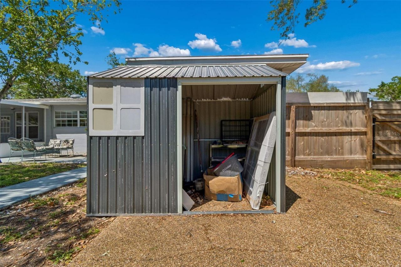 4526 Yardley Avenue N, Saint Petersburg, FL 33713 Photo