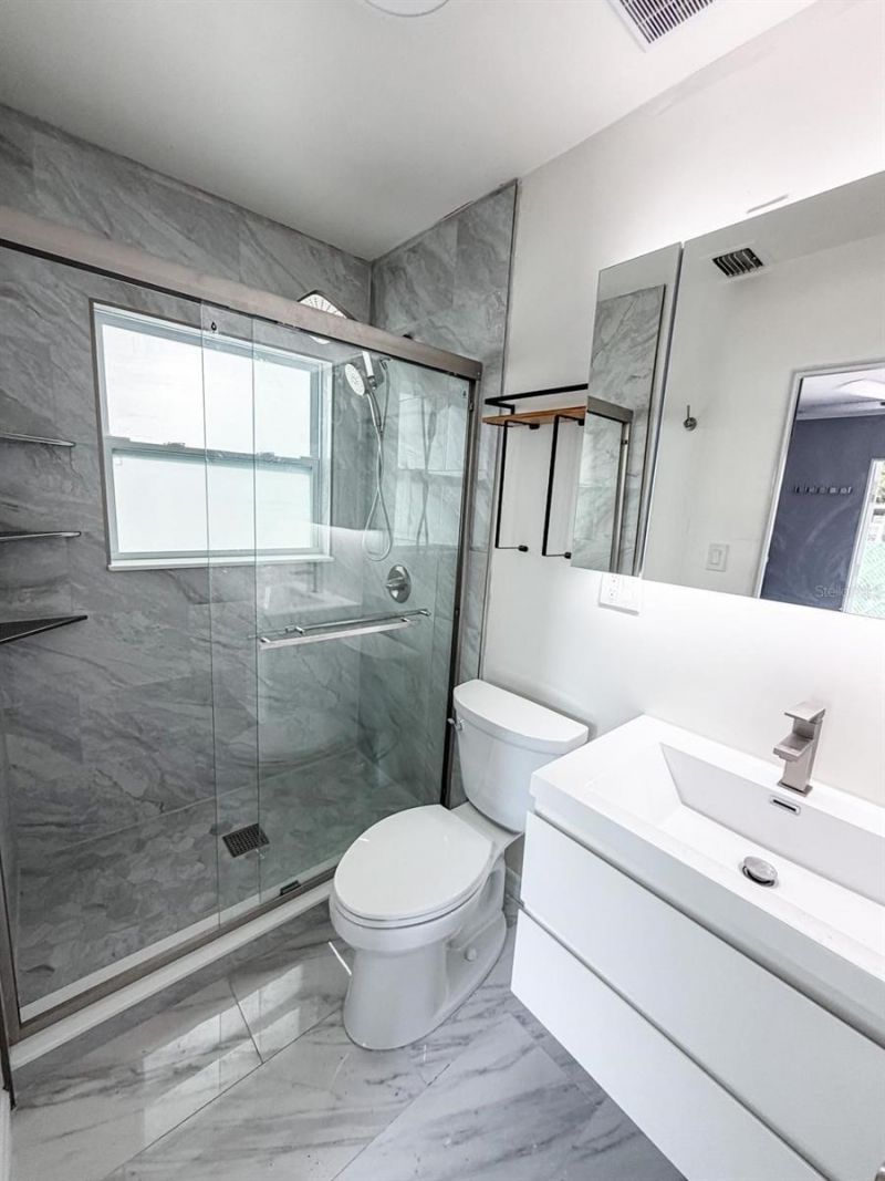 4526 Yardley Avenue N, Saint Petersburg, FL 33713 Photo