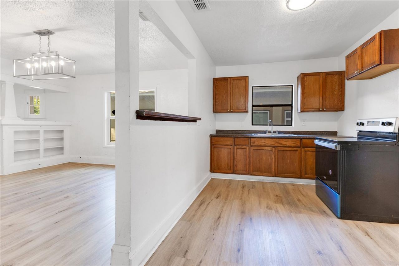 1029 Colyer Street, Orlando, FL 32805 Photo