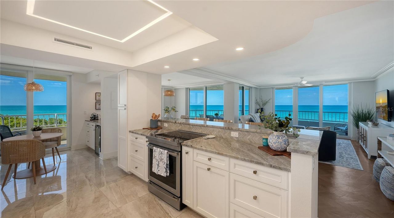 775 Longboat Club Road, Unit 408, Longboat Key, FL 34228 Photo