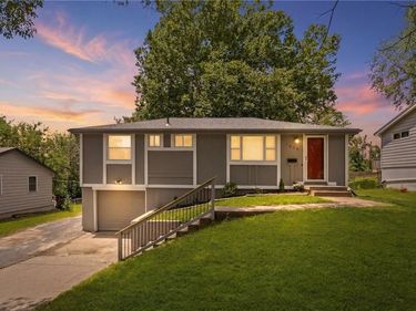 7024 N Pennsylvania Avenue, Kansas City, MO 64118