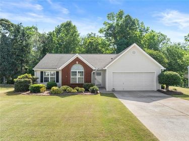 5433 Evergreen Forest Court, Flowery Branch, GA 30542