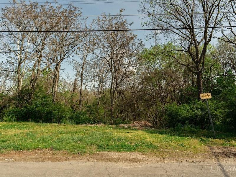 6470 Crestview Avenue, Cincinnati, OH 45213 Photo 2